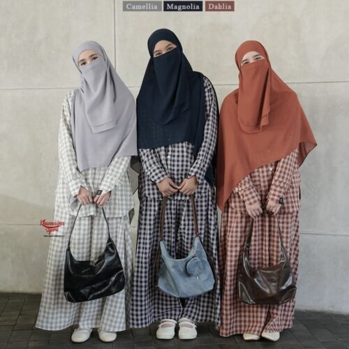 WhatsApp Image 2026-04-11 at 13.44.00 The Square Tunic - French Khimar Only (PO)